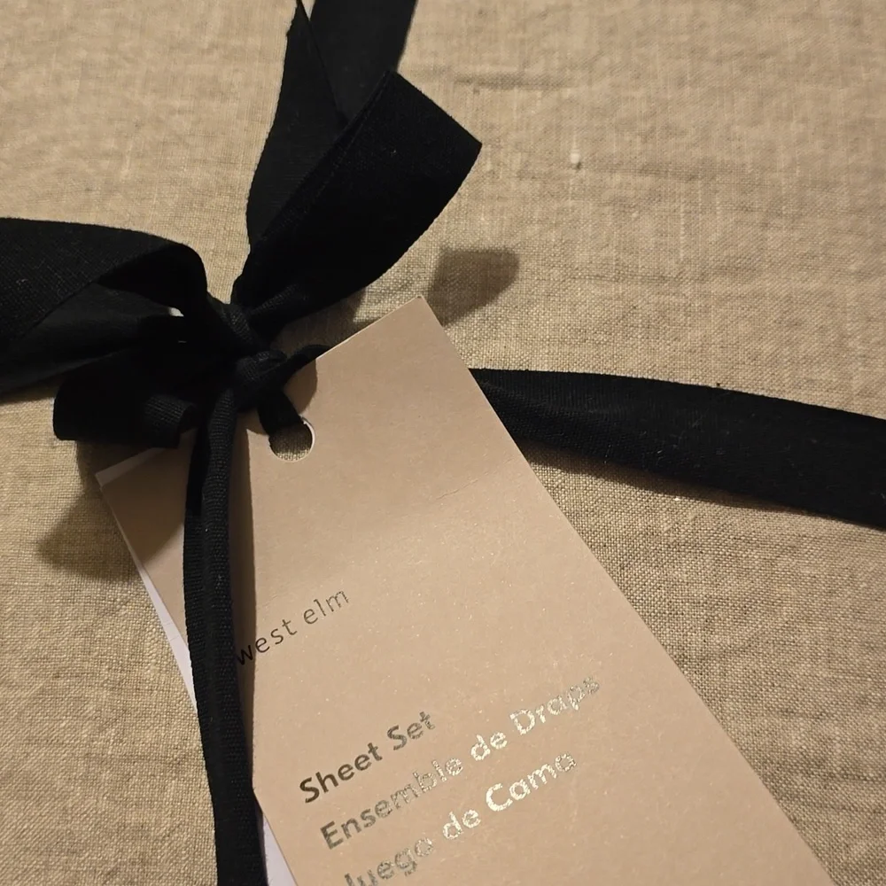 ❤️BUY 2 GET 1 FREE West Elm European Flax Linen Sheet Set, Natural Flax, Queen